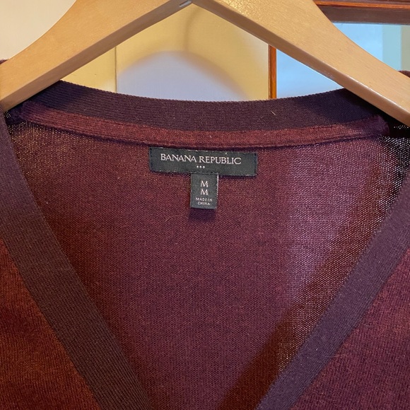 Banana Republic Cardigan - Picture 2 of 3